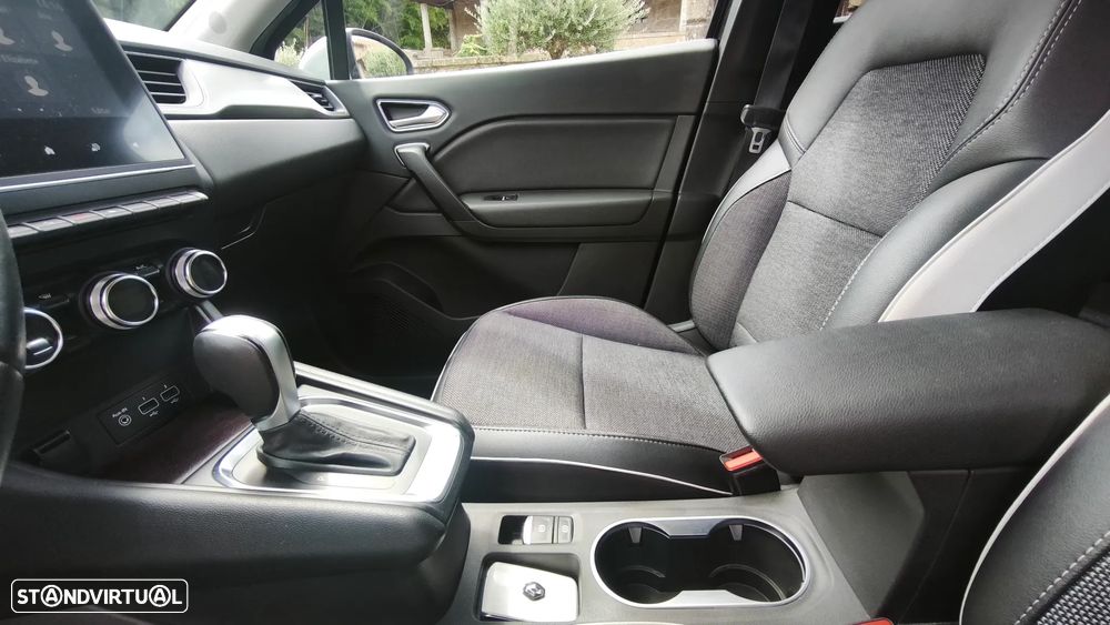 Renault Captur 1.3 TCe Exclusive EDC - 27
