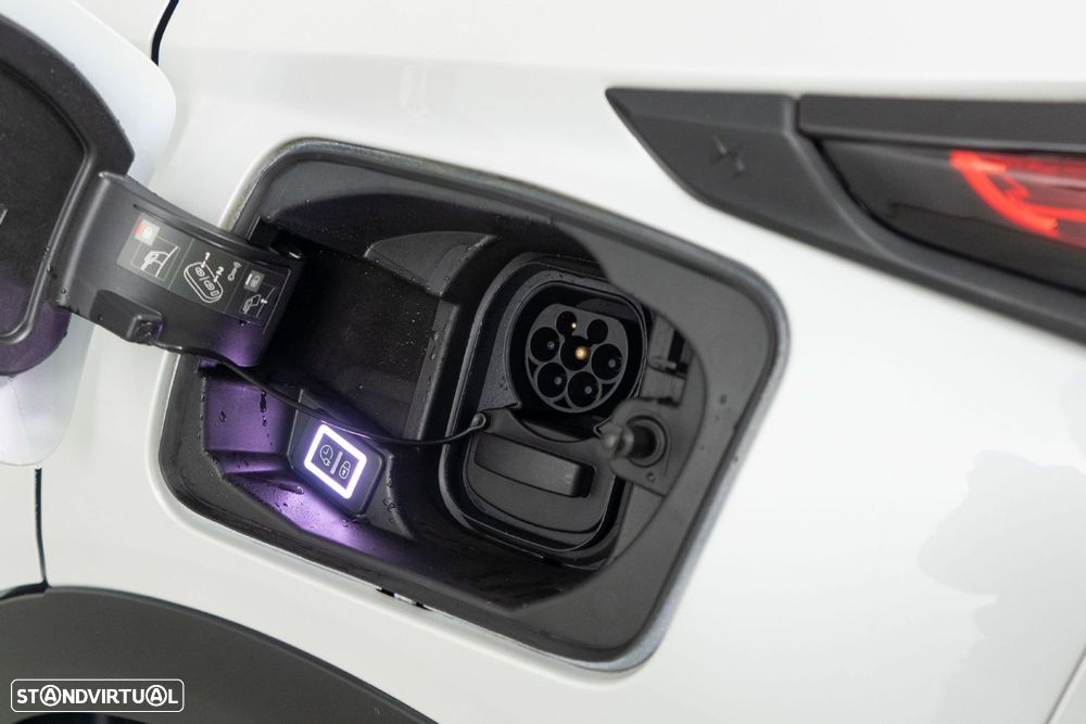 DS DS3 Crossback E-Tense Performance Line - 17