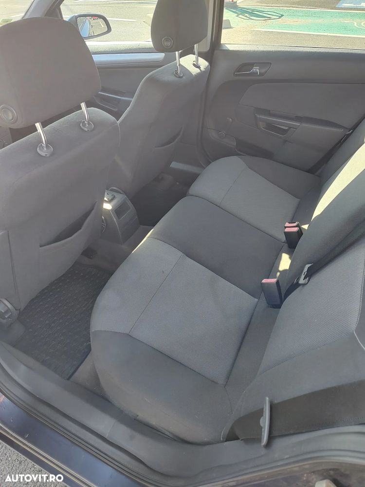 Opel Astra - 9