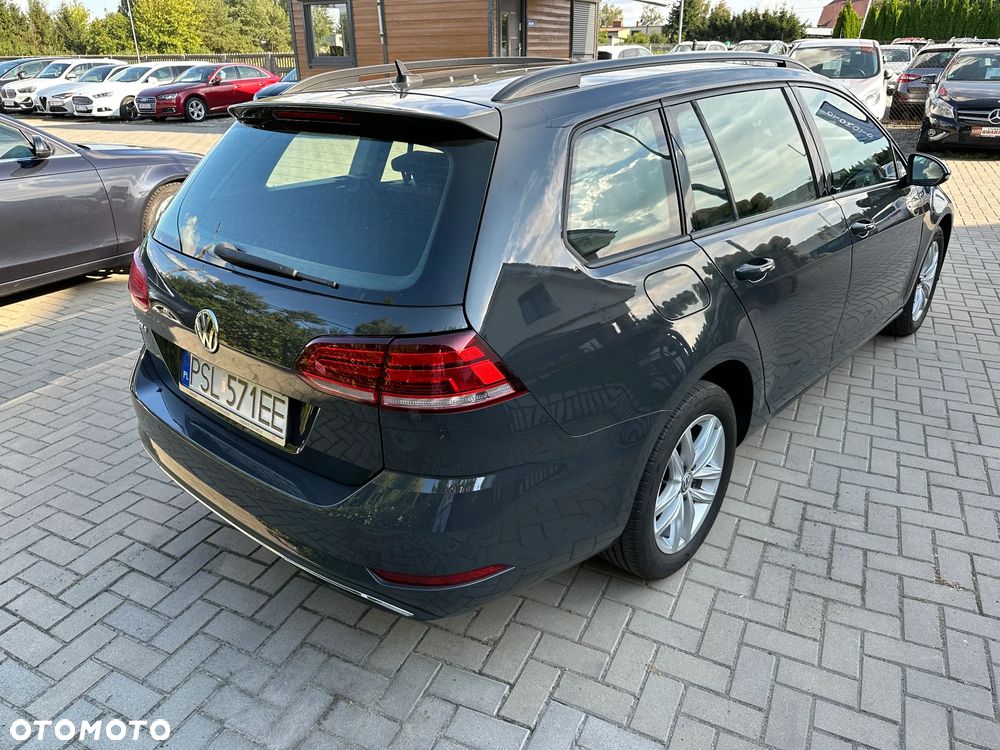 Volkswagen Golf Variant - 3