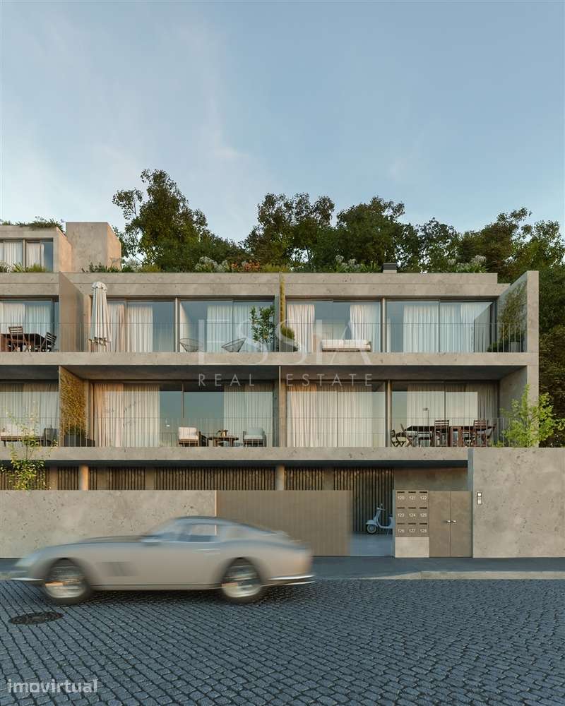 Apartamento T3 Duplex com Varandas no Douro 39 - Grande imagem: 3/15