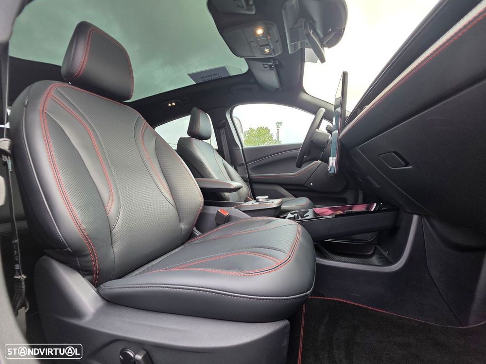 Ford Mustang Mach-E 87 kWh Premium AWD - 20