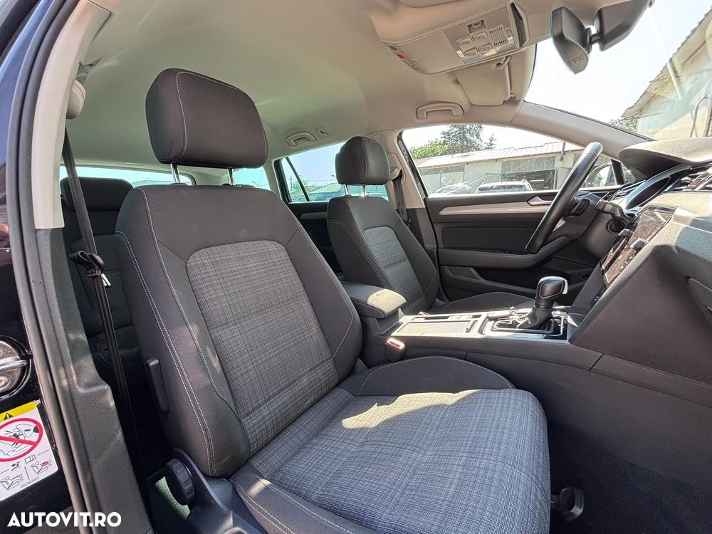 Volkswagen Passat 2.0 TDI SCR DSG Business - 32