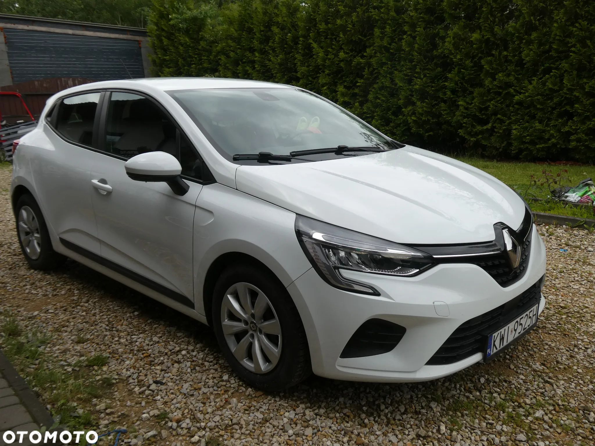 Renault Clio BLUE dCi 85 EXPERIENCE - 1