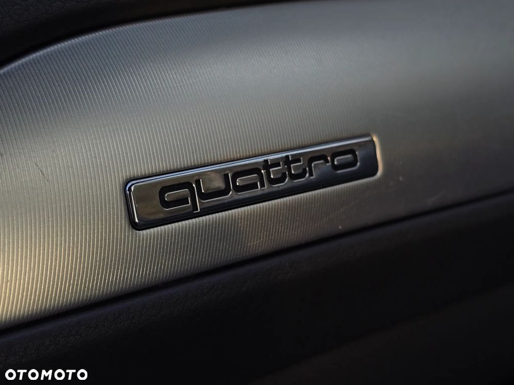 Audi A6 Limousine 3.0 TDI Quattro Tiptronic - 26