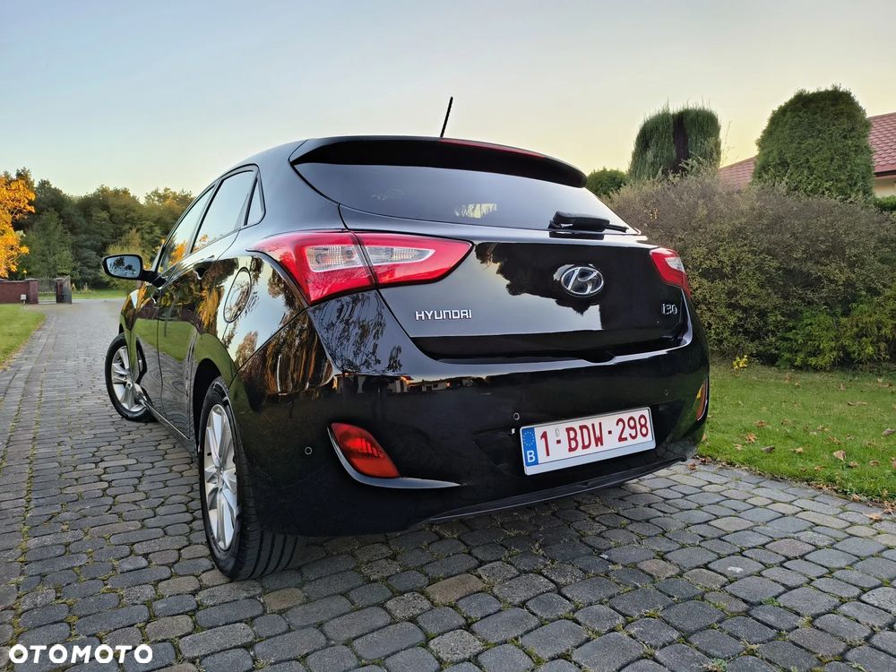 Hyundai i30 1.6 CRDi Style - 27