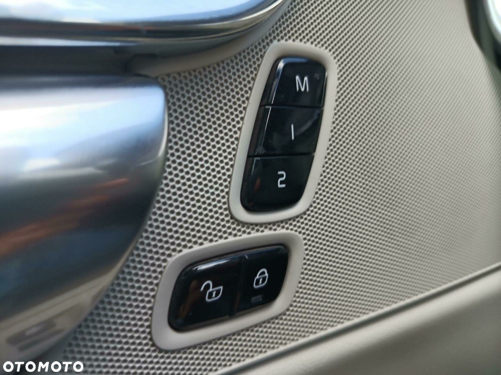 Volvo S90 - 29