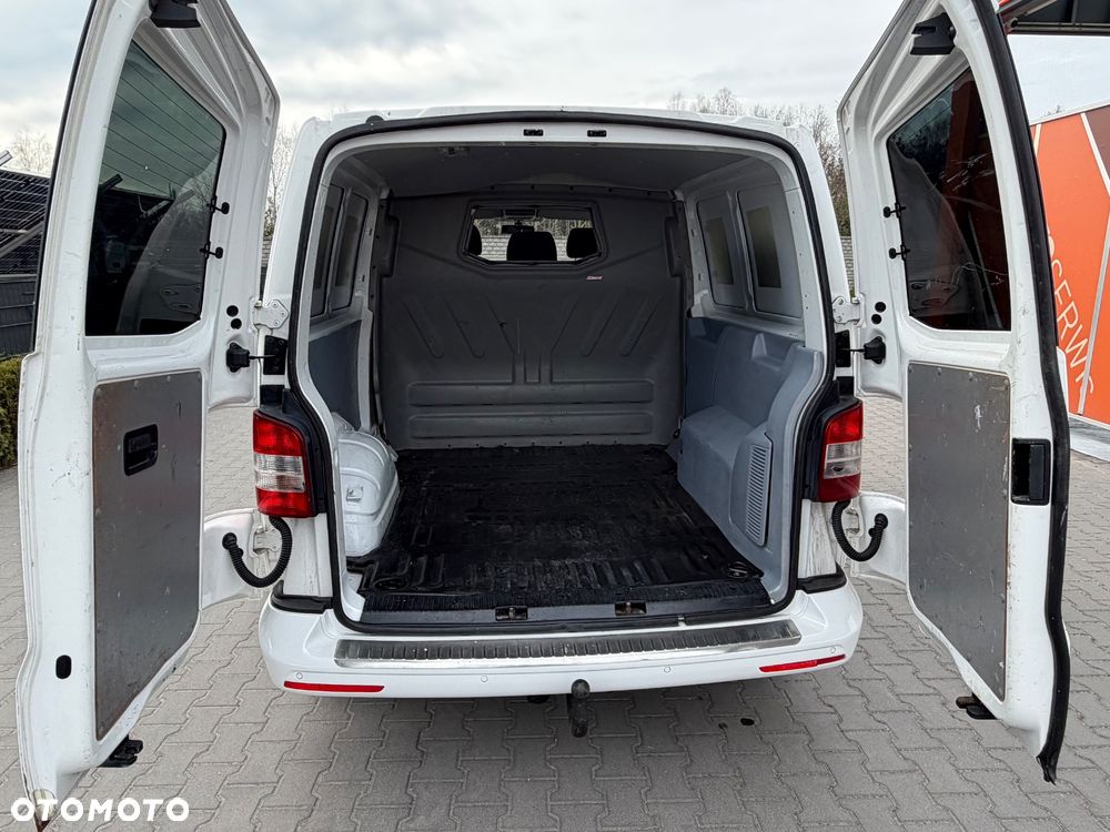 Volkswagen Transporter T5 - 16
