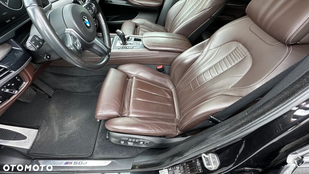 BMW X5 M M50d - 25