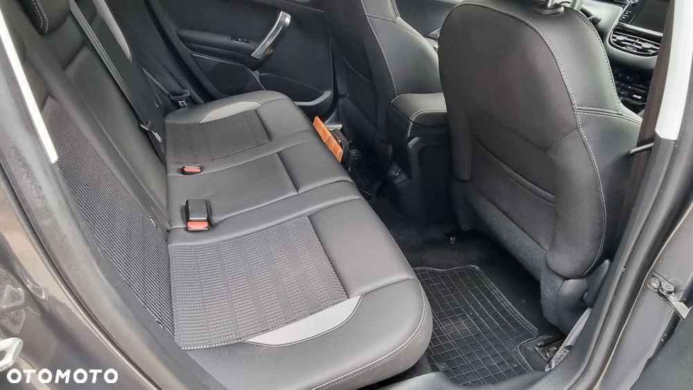 Peugeot 2008 PureTech 110 Stop&Start Style - 8