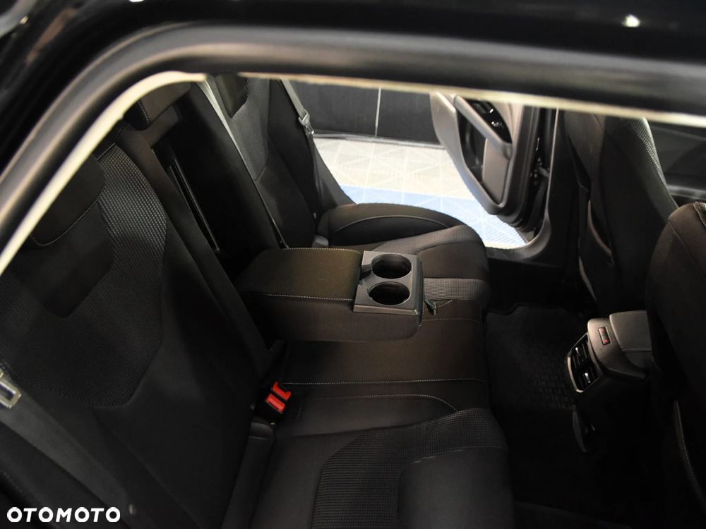 Ford Mondeo 2.0 TDCi Titanium PowerShift - 10