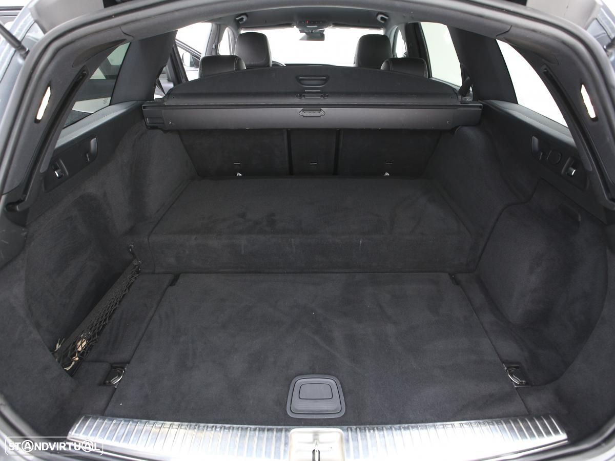 Mercedes-Benz E 300 de AMG Line - 14