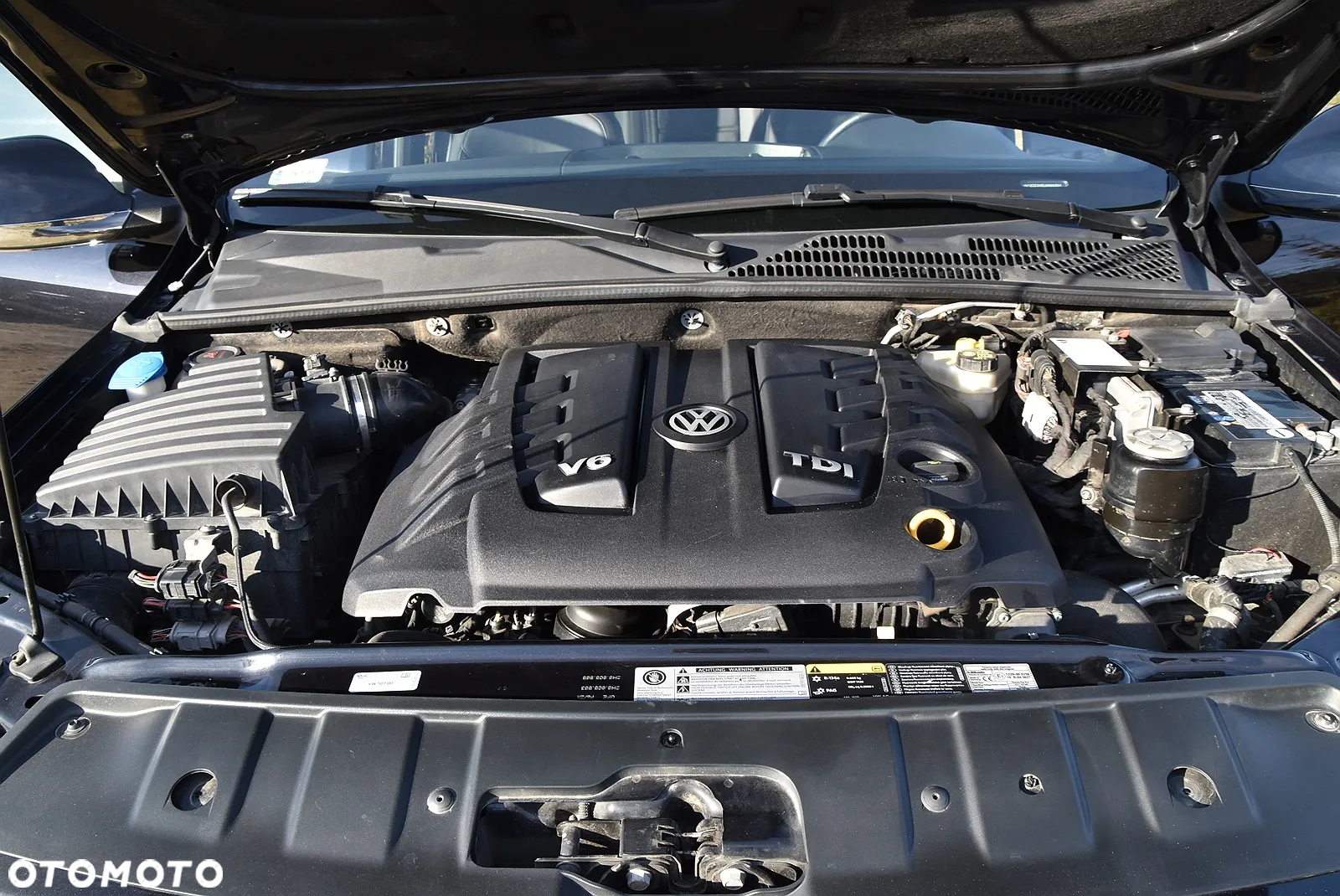 Volkswagen Amarok 3.0 V6 TDI 4Mot Aventura - 10