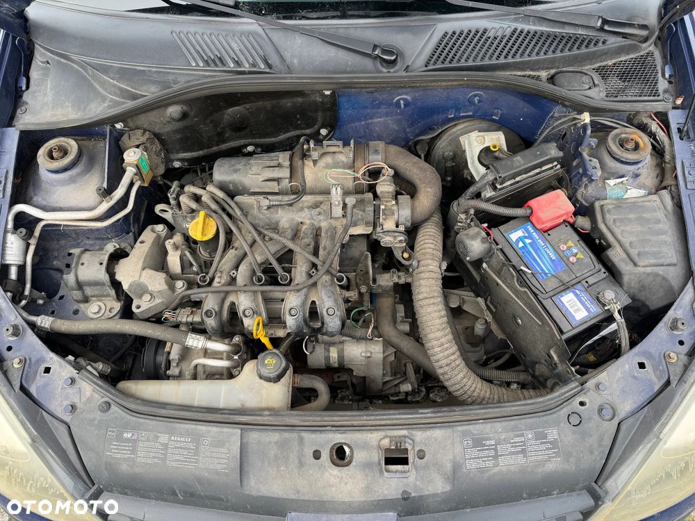 Renault Clio - 33