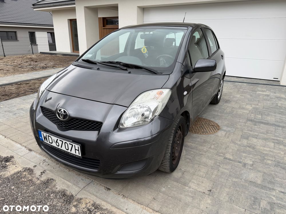 Toyota Yaris 1.0 VVT-i Cool Edition - 2