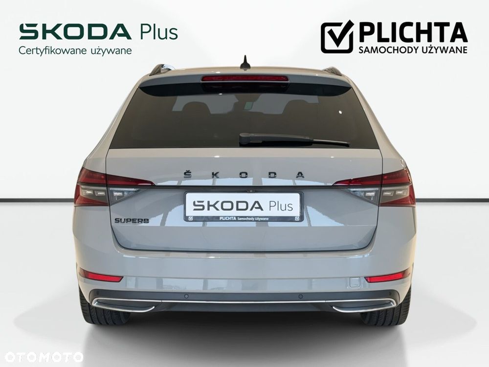 Skoda Superb 2.0 TSI Sportline DSG - 7