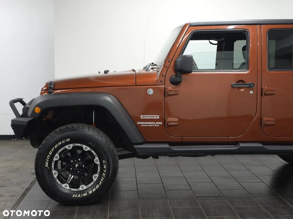 Jeep Wrangler - 15