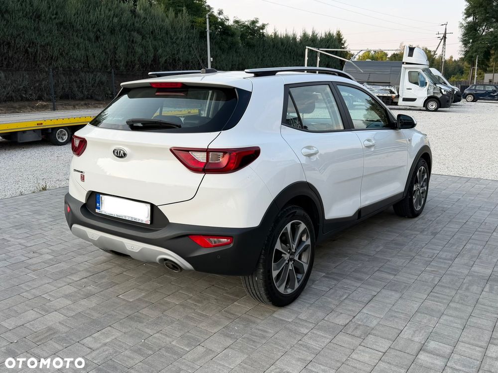 Kia Stonic 1.4 L - 7