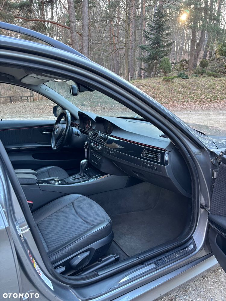 BMW Seria 3 320d xDrive DPF - 14