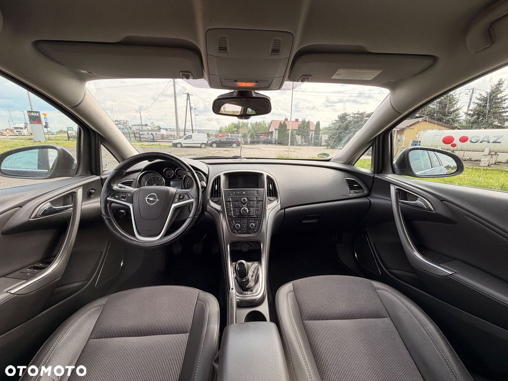 Opel Astra 1.4 Turbo Innovation - 21