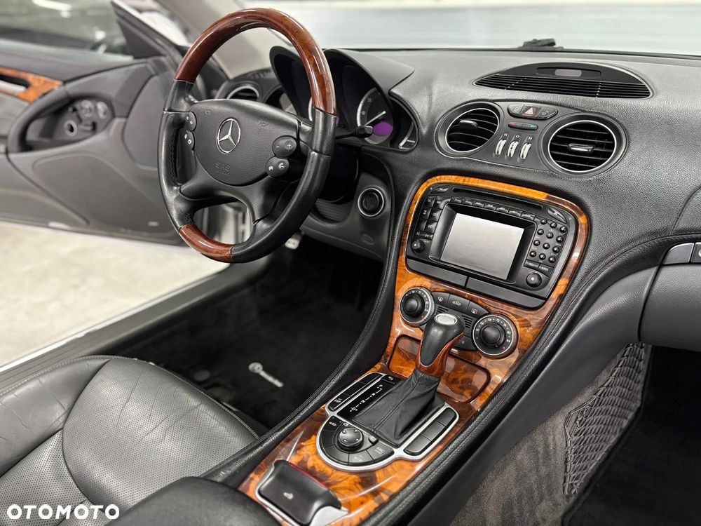 Mercedes-Benz SL - 39