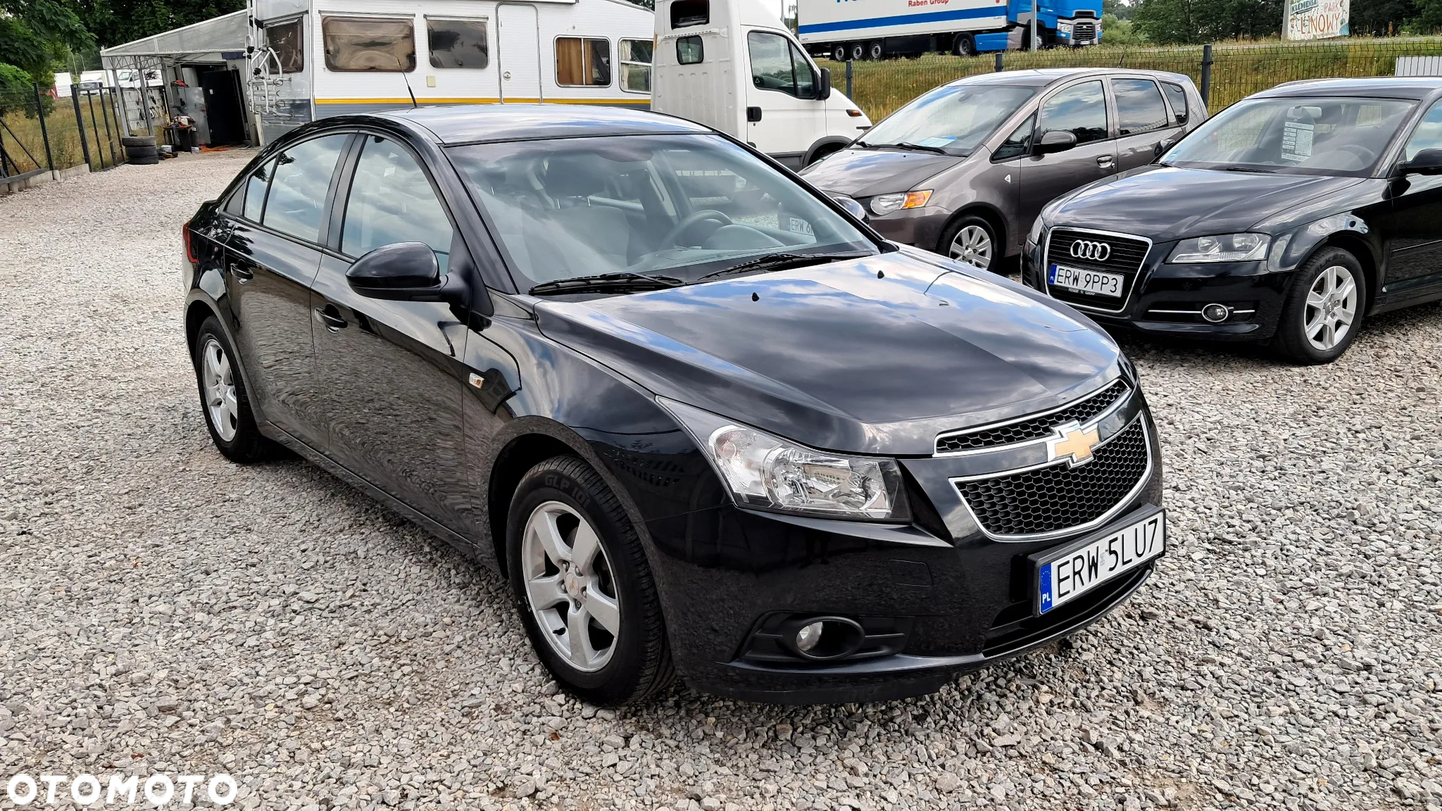 Chevrolet Cruze 1.6 LS - 27