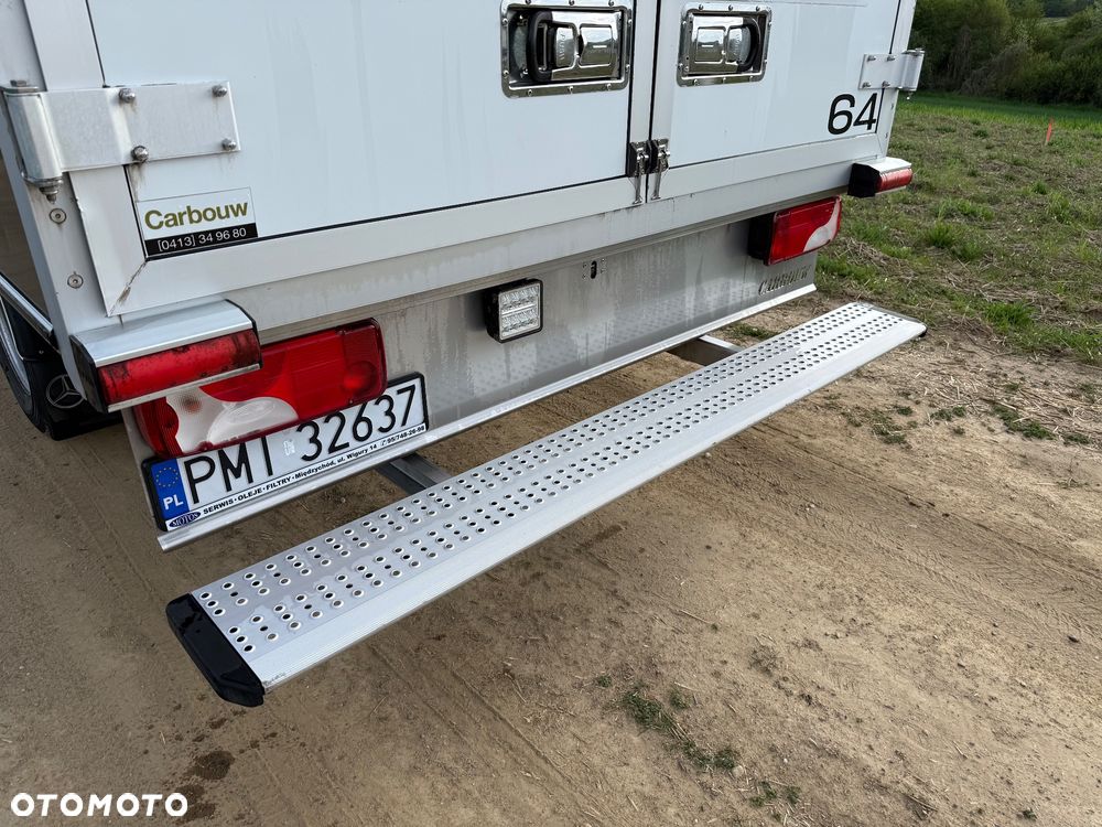 Mercedes-Benz SPRINTER - 12