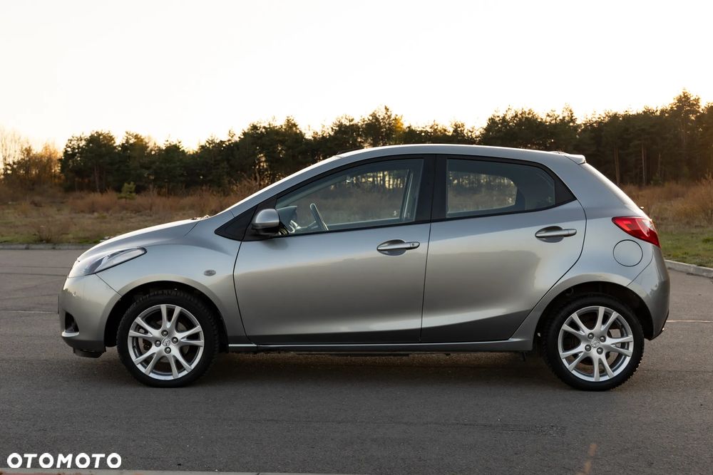 Mazda 2 1.3 Exclusive - 4