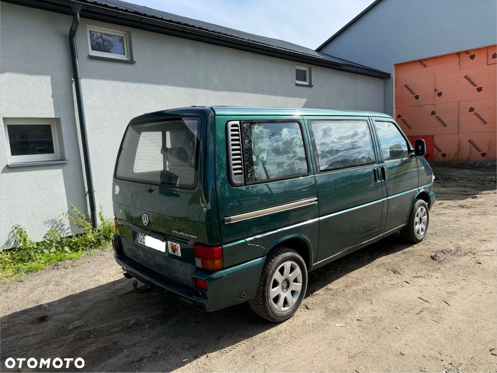 Volkswagen Multivan Standard - 4