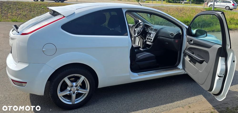 Ford Focus 1.6 16V Viva II - 16