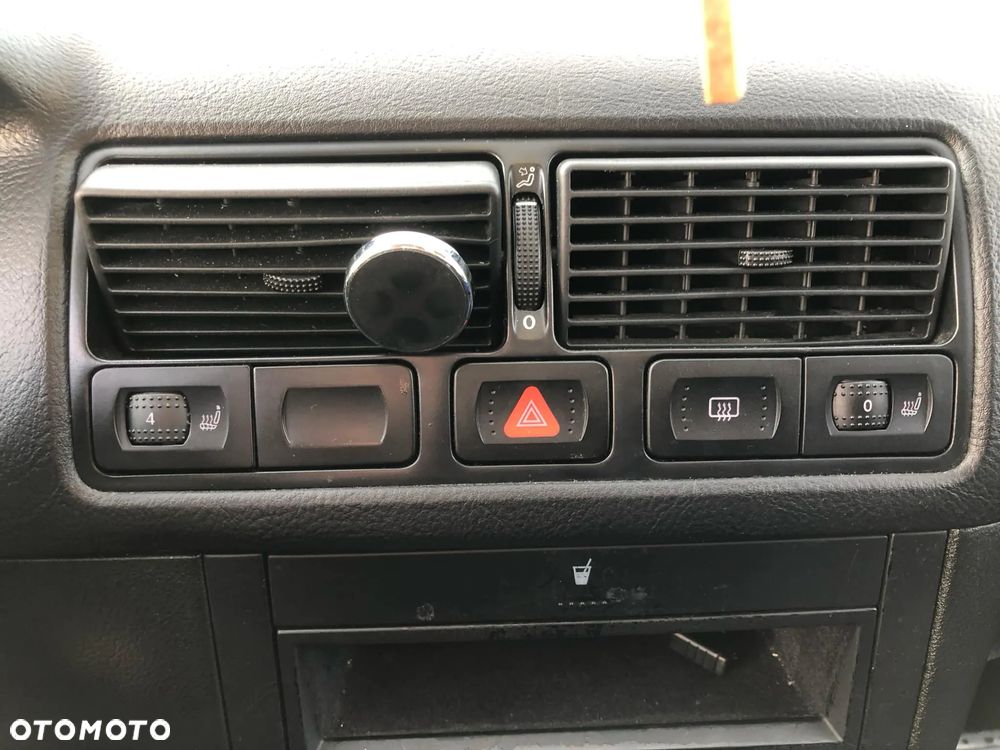 Volkswagen Golf IV 1.6 Comfortline - 18