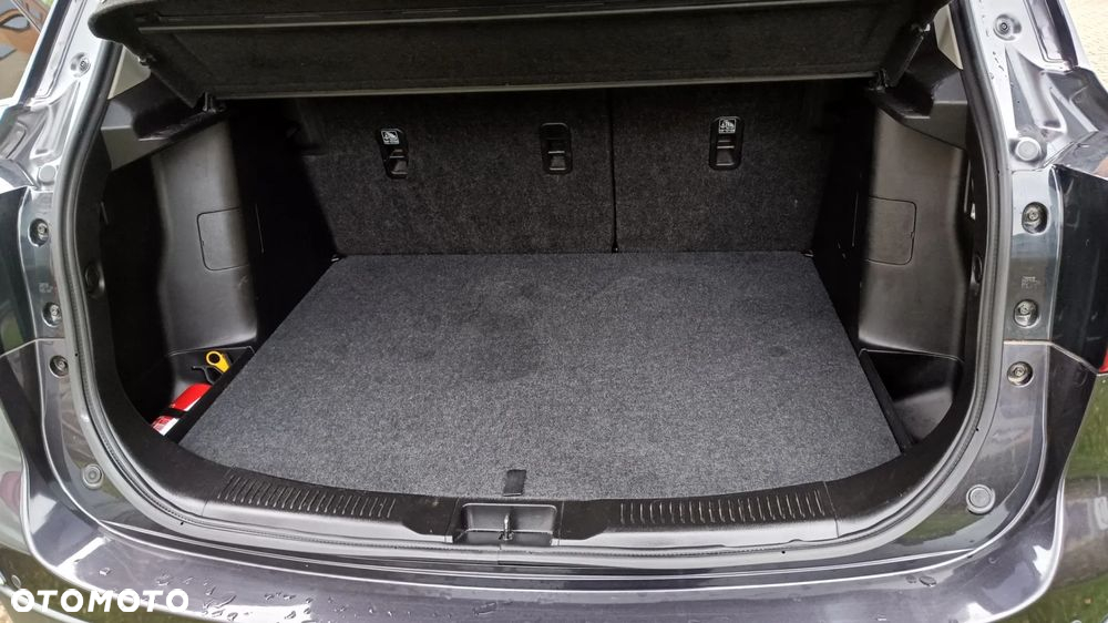 Suzuki SX4 1.6 Premium - 16