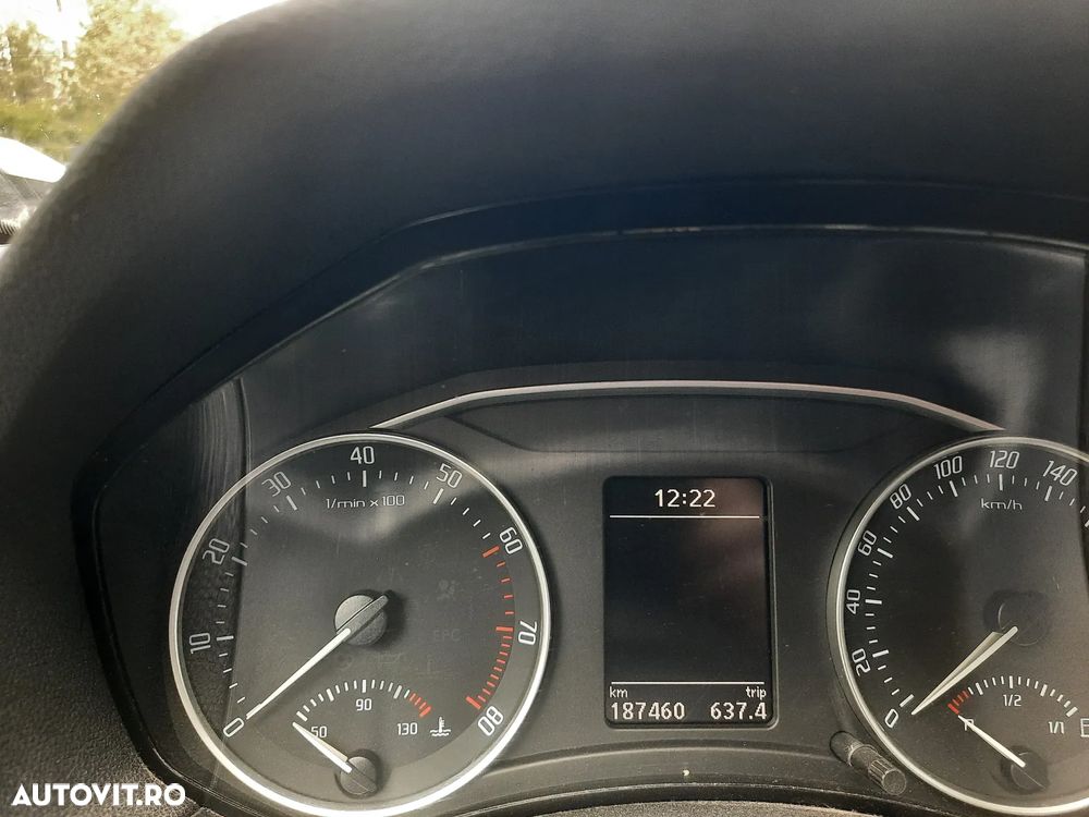 Skoda Octavia 1.4 TSI Ambiente - 9