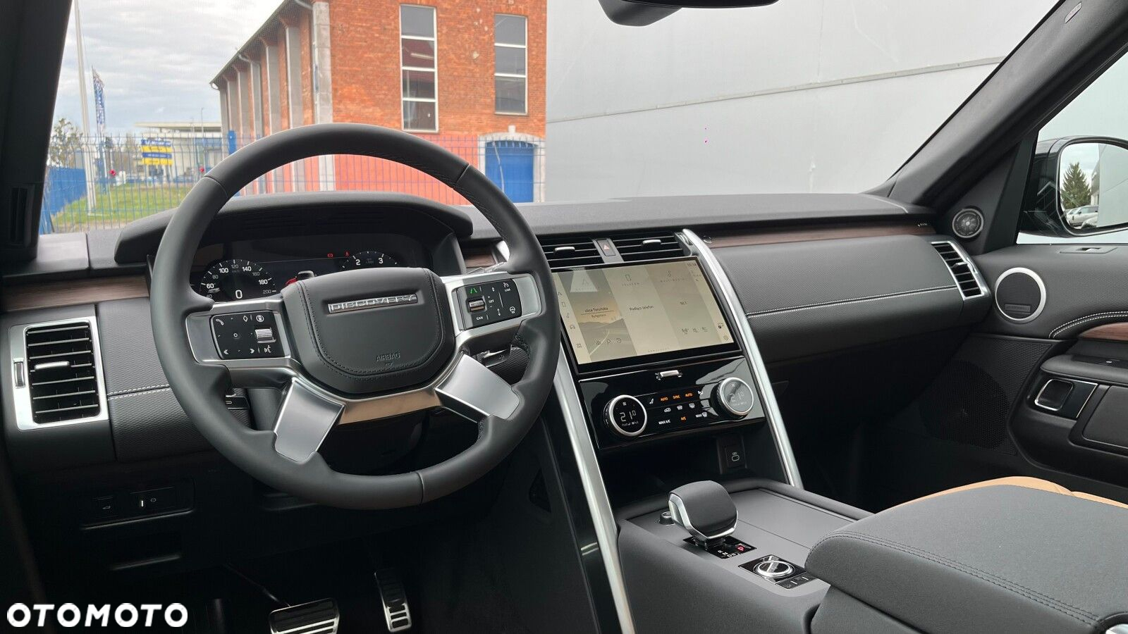 Land Rover Discovery - 8