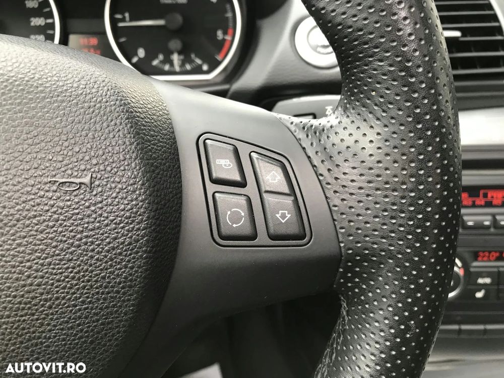 BMW Seria 1 118d Sport Line - 20