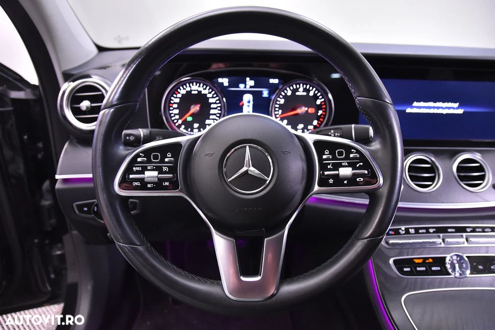 Mercedes-Benz E 200 Aut. - 16