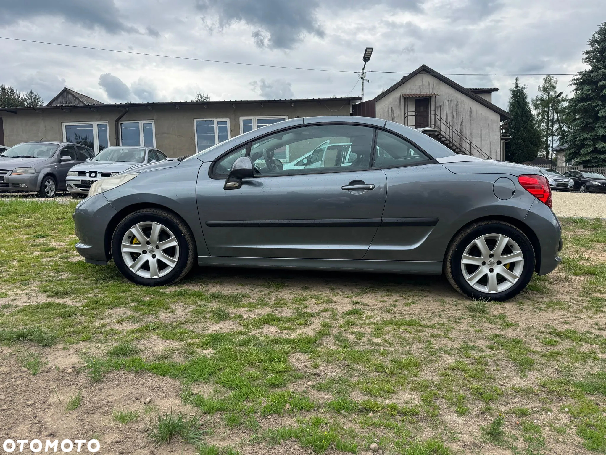 Peugeot 207 CC - 12