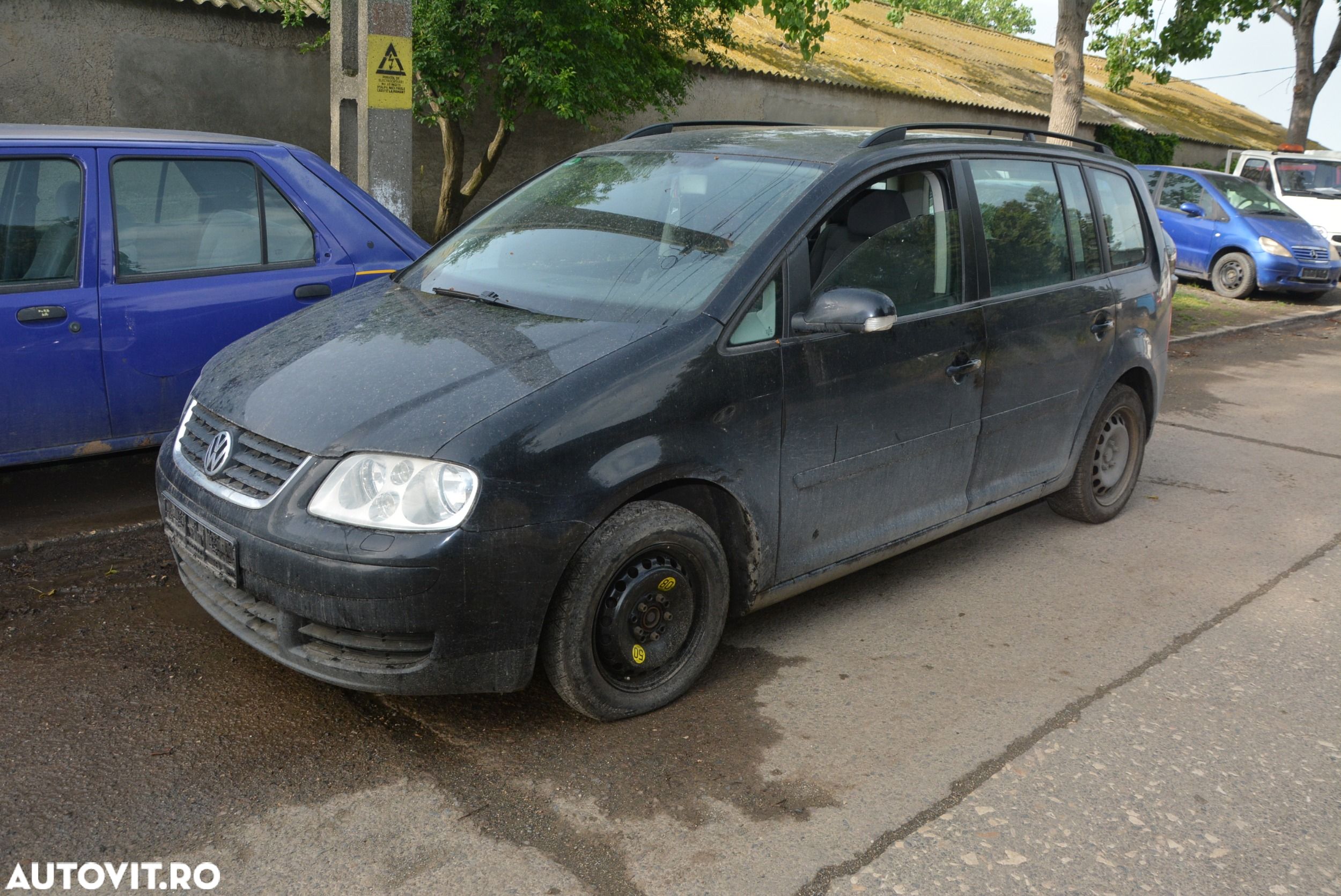 Dezmembrari  VW TOURAN (1T)  2003  > 2010 2.0 TDI Motorina - 1