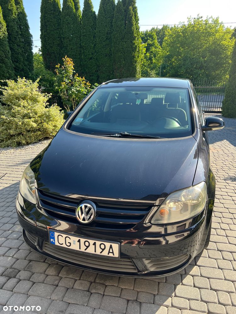 Volkswagen Golf V 1.9 TDI Comfortline - 1