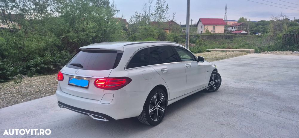 Mercedes-Benz C - 6
