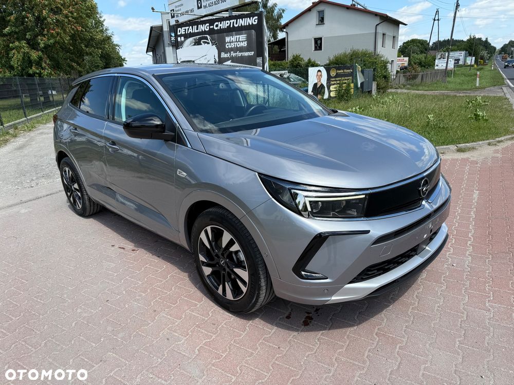 Opel Grandland 1.5 D Automatik Business Elegance - 1