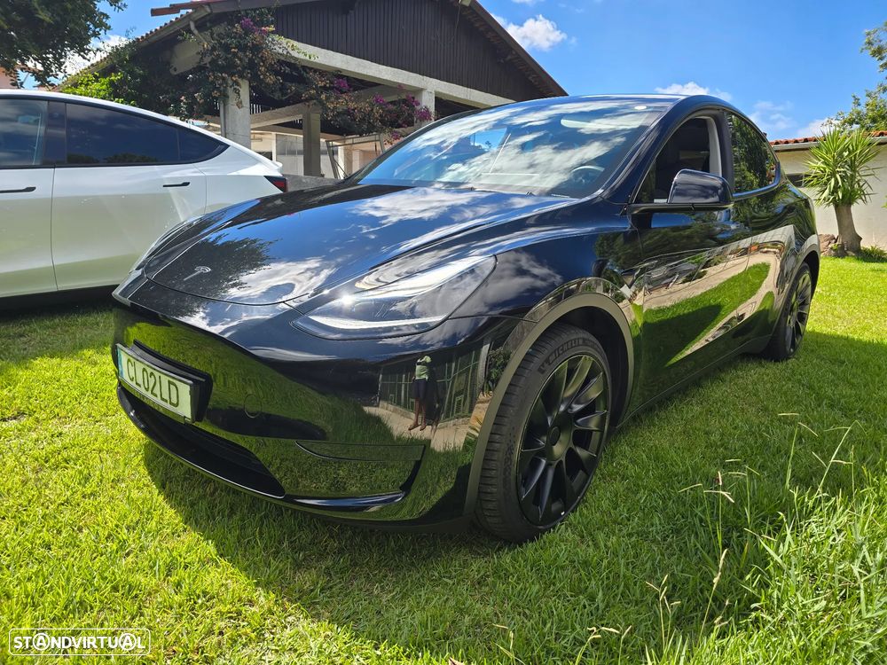 Tesla Model Y Standard - 1