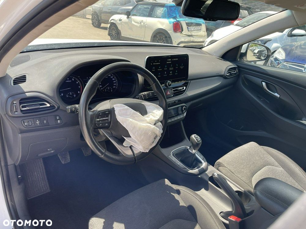 Hyundai i30 1.5 DPI Comfort - 6