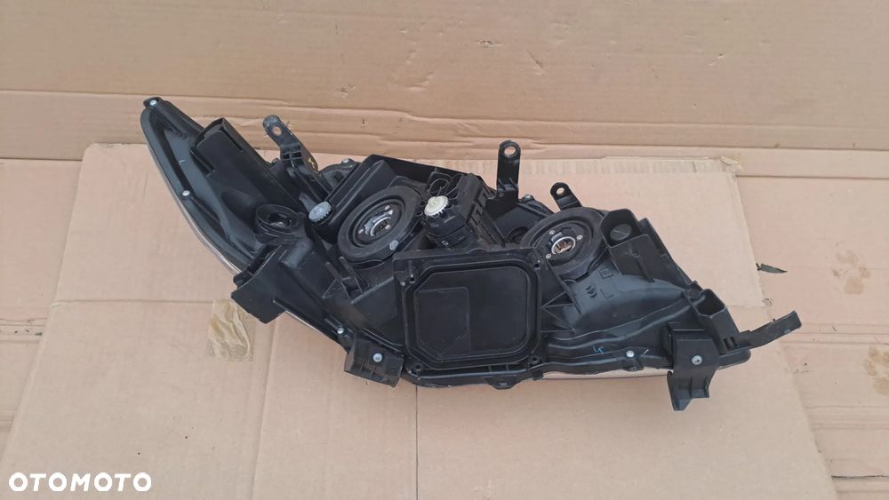 TOYOTA COROLLA E15 2006-10 LEWA LAMPA PRZEDNIA - 5
