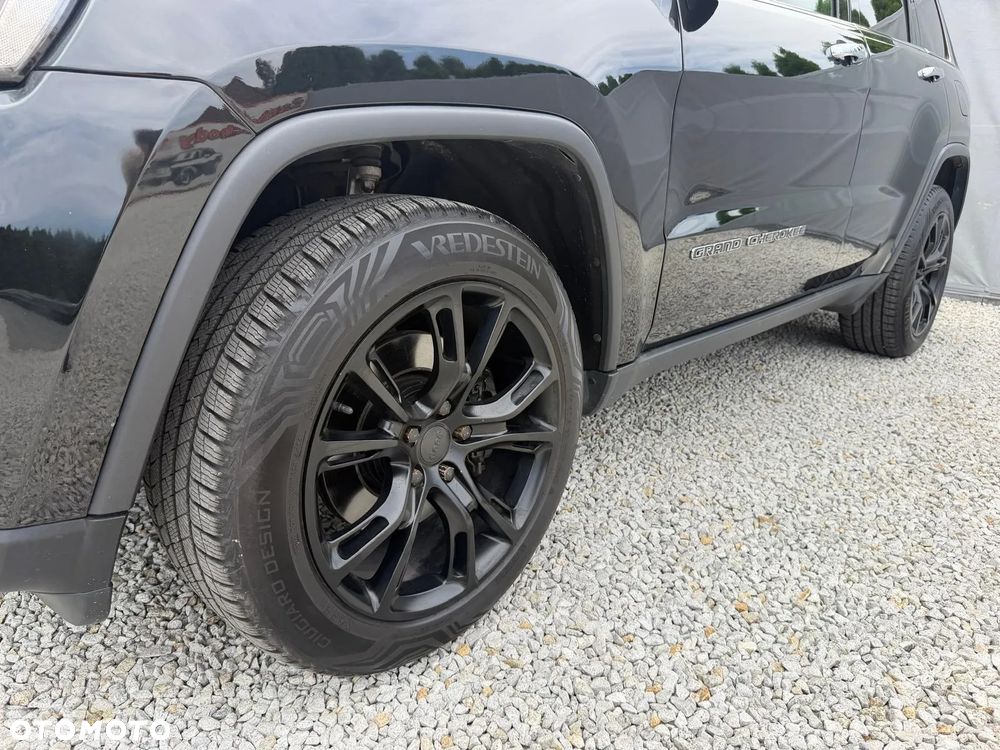 Jeep Grand Cherokee - 31