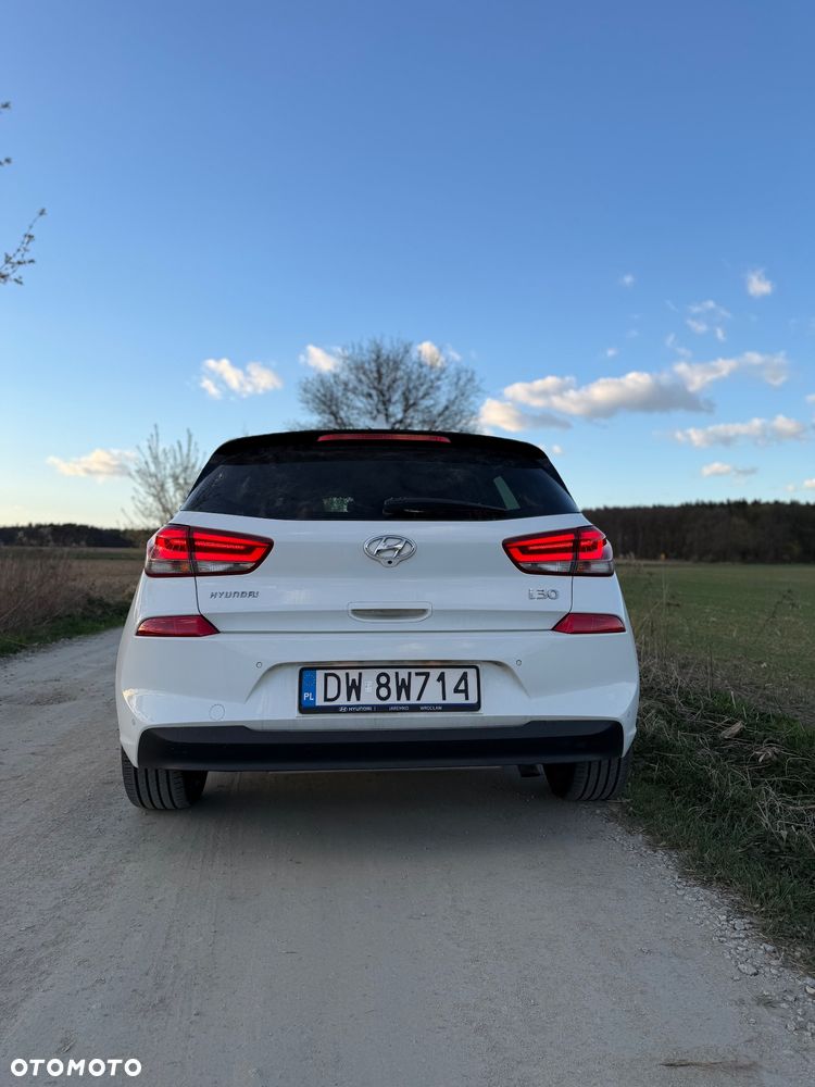 Hyundai i30 1.4 T-GDI Premiere Luxury DCT - 5