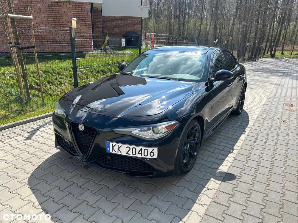 Alfa Romeo Giulia - 4