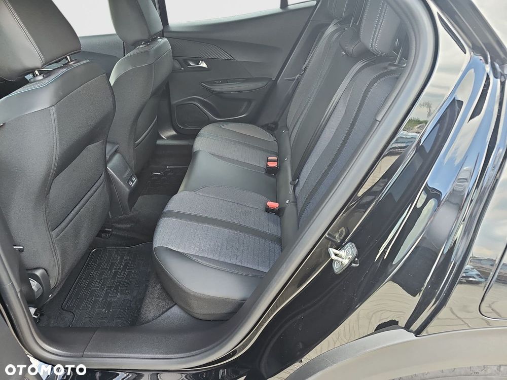 Peugeot 2008 - 26