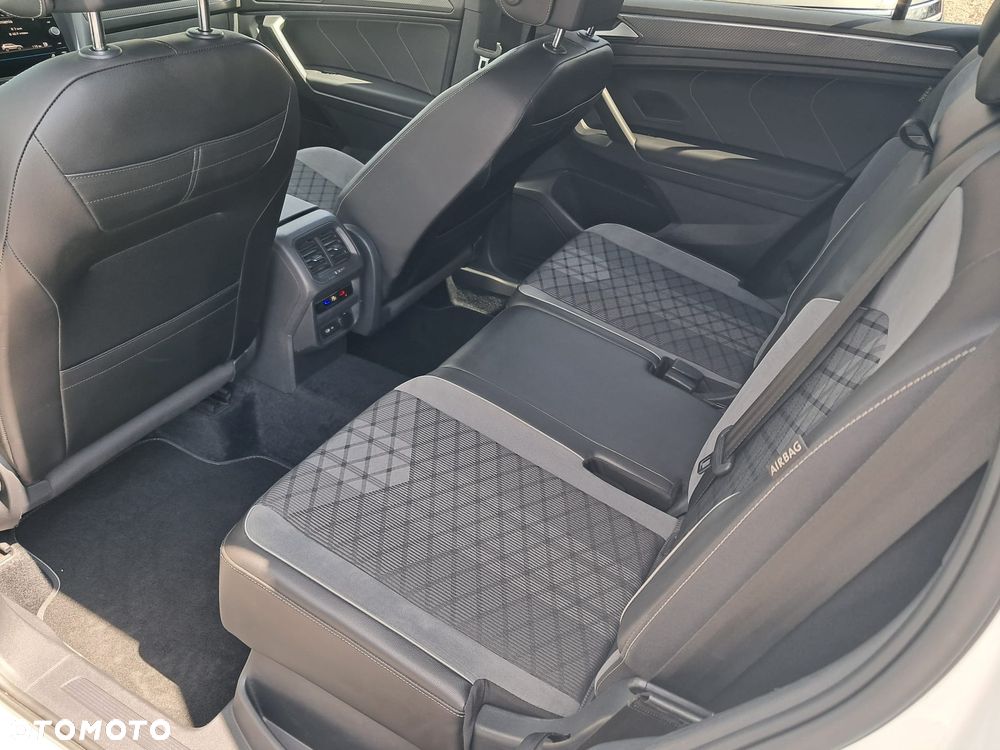 Volkswagen Tiguan Allspace 2.0 TSI 4Mot R-Line DSG - 31