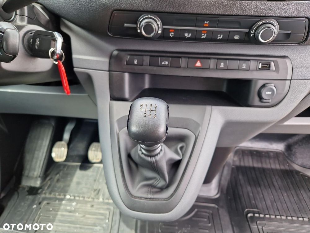 Toyota PROACE - 16